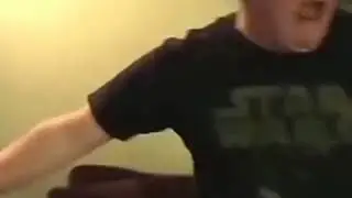 Он упал воморок