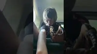 Hi
