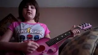 Me playing my guitar 🎸😘🐱🐱🐈🐱🐈🐱