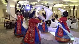 Корейский императорский танец.