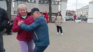 07.04.2024. Песни под гармонь в парке Гомеля .