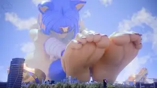 A kitty needs her stretches!