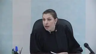 Судья объявляет о неявке адвоката без уважительной причины