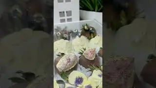 Коробка с прозрачной крышкой из плотного картона #клубникавшоколаде