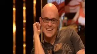 Philippe Geubels maakt grapjes aan tafel De Laatste Show