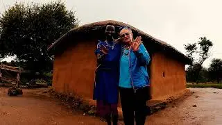 Vivere in capanna maasai quando piove