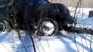 Лесовоз провалился