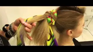 Прическа с платком. Вариант 3