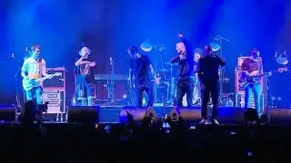 Hurra die Welt geht unter - K.I.Z & AnnenMayKantereit (Live from Berlin)