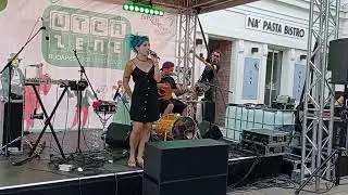 Daiana Lou - Dancing on fire