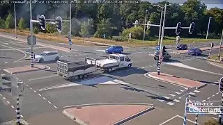 An Hour at a Netherlands Intersection (signalized, N348b, 2x speed)