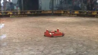 Robogames 2018 - Bigly vs Hammer & Anvil