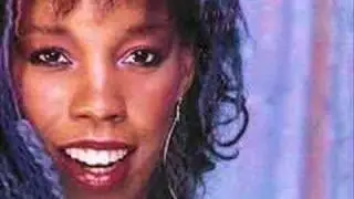 La La - Show Me (Audio only)