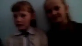 Мы в библиотеке ( померились с подругой)