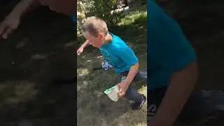 охранник бумаги