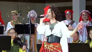 Ай, вы, цыгане солистки  Татьяна Ефремова, Розалия Шигапова