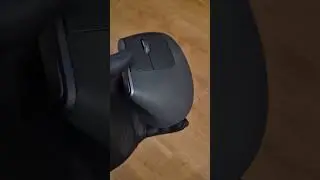 Shorts - Logitech MX Vertical