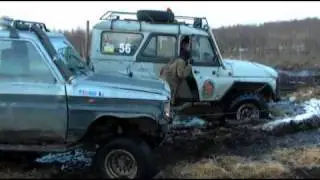 Ford Excursion Off Road 7.avi