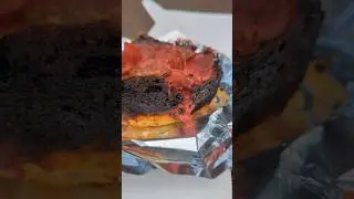 THIS Pizza is FAMOUS in Chicago
