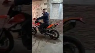 KTM 690