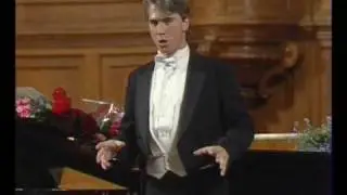 Hvorostovsky in 1990 - Vien, Leonora! from La Favorita (Donizetti)