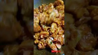 বাড়িতে মুরগির মাংস রান্না করে খেতে খুব মজা 😋😍 #cooking #video #viralvideo
