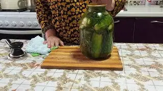БАБУШКА НАУЧИЛА. ХРУСТЯЩИЕ СОЛЕНЫЕ ОГУРЦЫ в банке.