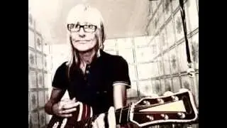 Tina Gil - Invisible realidad - The Bathroom Sessions