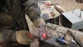 Сплавелись клемы на акумулятарах не беда можно сделать