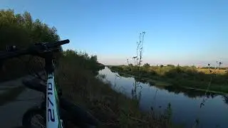 Велопрогулка, звуки природы, речка и утки (video no voice)