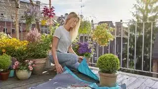 Коврик для ухода за балконными растениями Gardena.