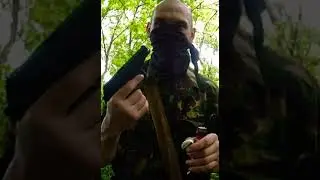 Лайфхак от опытного сталкера. (How to open the bottle in Russian)