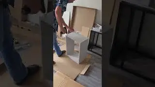 Сборка Кухни Ройс, фасады Черника и белый софт