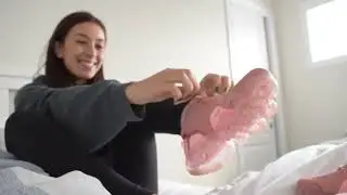 Quick Sneakers and Socks Removal with Soles