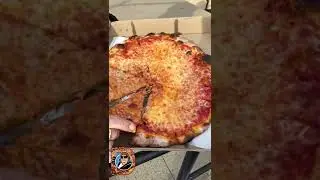 Uber Deb Pizza Review: Sergio's pizza (Hamden, CT)