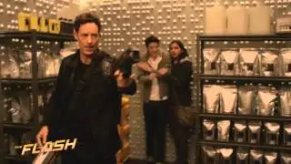 The Flash: 2x14 Zoom is in Earth-2 Star Labs
