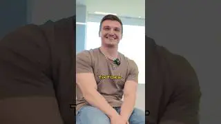 Influencer Roasts College Professor In Front Of His Students