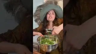 The Glam Kitchen Guacamole 🥑