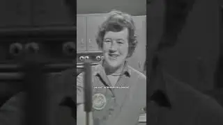 If you can’t take the heat, get out of the kitchen. #JuliaChild #cooking #CookingTips #KitchenHacks