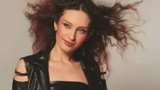 Chiara Crystal - Batticuore  (Visual video)