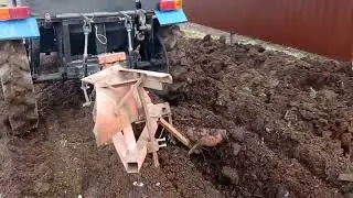 распахиваю. 20 лет не обрабатывался участок соседа
