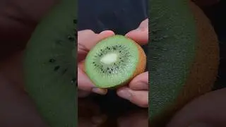 How to eat kiwi 🥝 #kiwi
