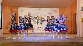 Вокальный ансамбль "Веснуши" младшая группа - Бабушка и дедушка