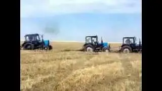 Трактор рулит