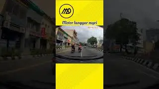 #Shorts 43 | Tumpulah perhatian sepenuhnya semasa menunggang motor #safetydriving #educationvideo