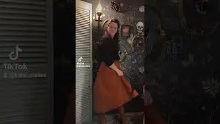DIY Poodle skirt...but make it HALLOWEEN! 