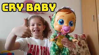 Crybaby - Otvaranje