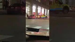 Car getting towed while customer inside Starbucks