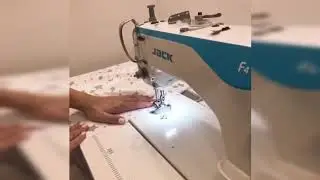 Простынь на резинке в овальную кроватку