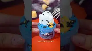 Unbox October's Spooky Movie Marathon Slime Box 👻